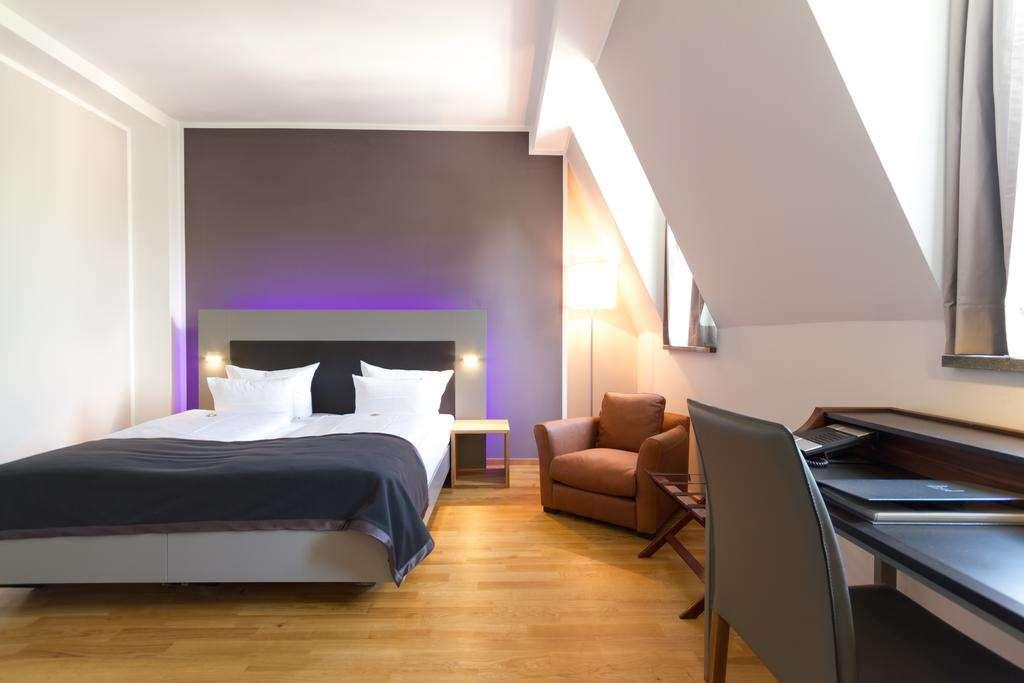 Qube Hotel Bahnstadt Heidelberg Room photo